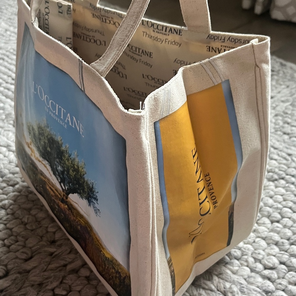 L'OCCITANE versatile, limited edition canvas tote - Picture 10 of 10